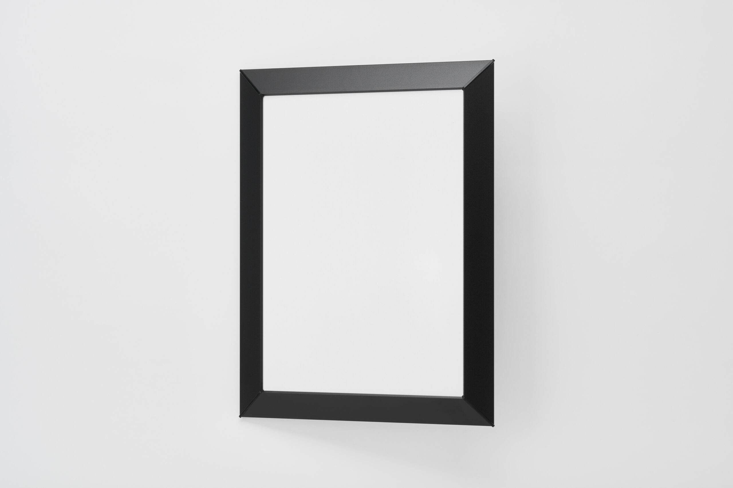 FLAP　マットブラック　A4　斜め